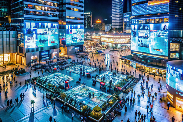 Leadership & Governance